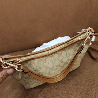 TÚI CO@CH Laurel Shoulder Bag New 2024