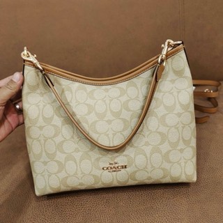 TÚI CO@CH Laurel Shoulder Bag New 2024