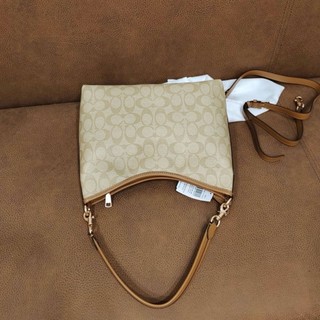 TÚI CO@CH Laurel Shoulder Bag New 2024