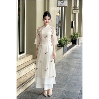 Áo dài cách tân, họa tiết hoa thêu nổi siêu xinh