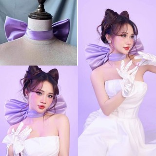 Nơ tím bản to đeo cổ chụp hình xinh