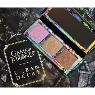 Bảng Phấn Bắt Sáng Game Of Thrones Mother Of Dragons Highlight Palette 3 ô x 3,97g