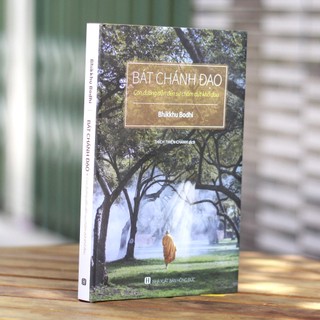 Sách Combo Bát Chánh Đạo (bìa cứng) + Tứ Diệu Đế (bìa mềm)