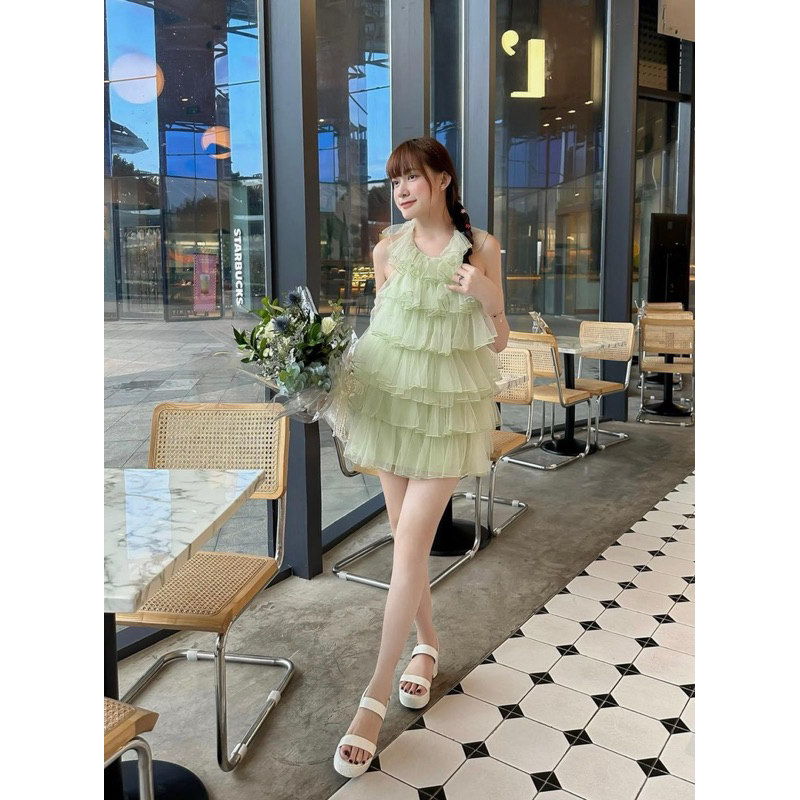 ĐẦM VOAN CỔ YẾM