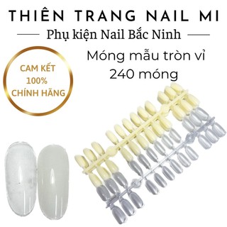 móng mẫu trưng bày bảng màu nhiều form