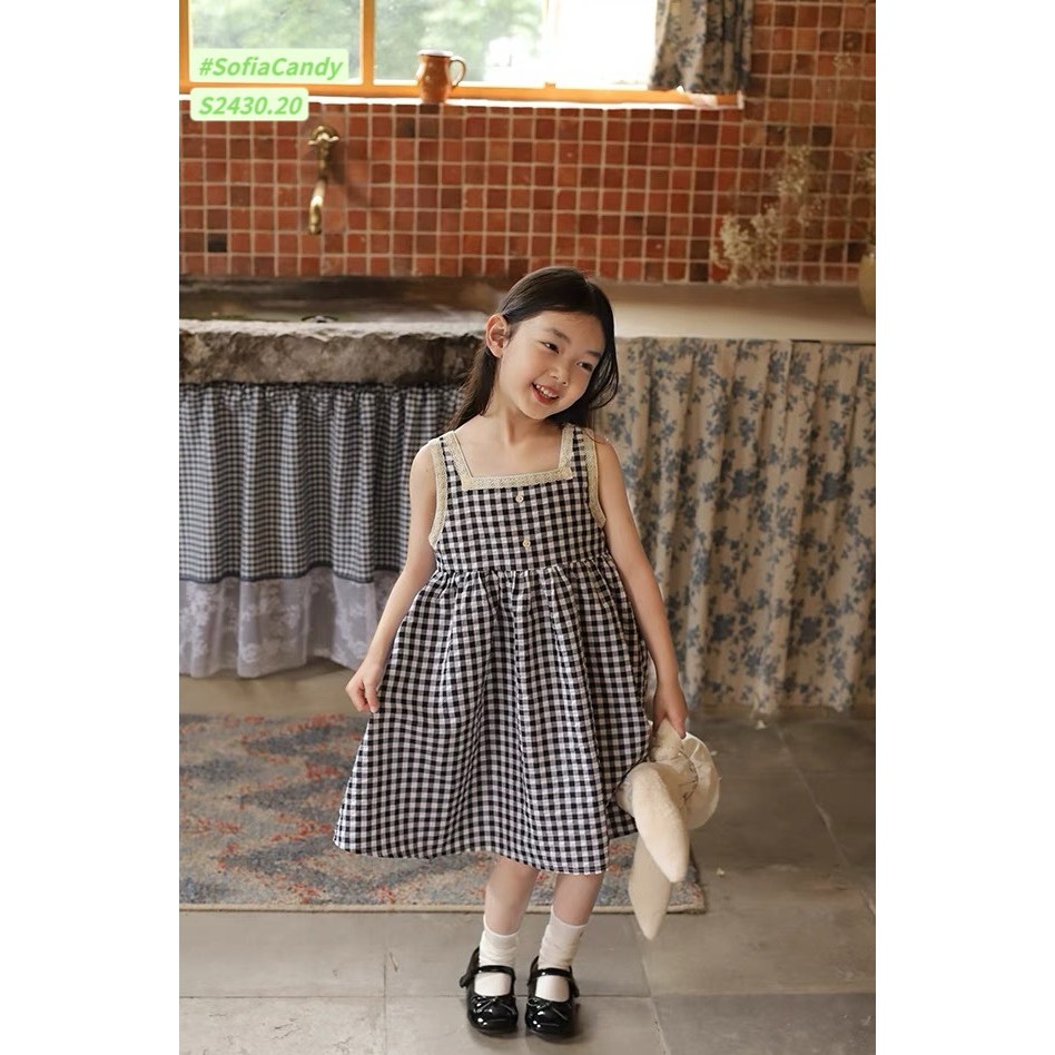 Váy caro viền ren bé gái Sofia. HA2126