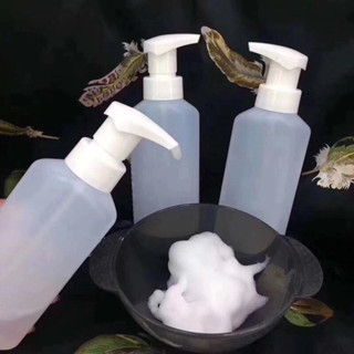 Bình Tạo Bọt Dùng Trong Uốn Tóc, Bình Tra Dập Đình Hình Uốn Có Bọt - HSB095