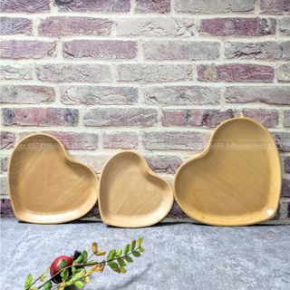 - Dĩa hình trái tim bằng bằng gỗ -còn hàng