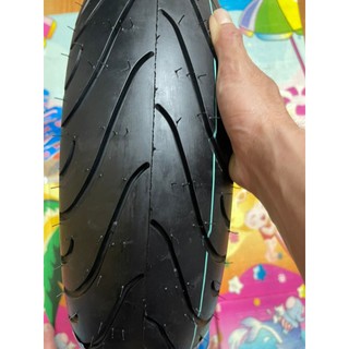 Vỏ lốp độ không ruột dành cho dòng xe exciter 150 và winner chính hãng vanlock