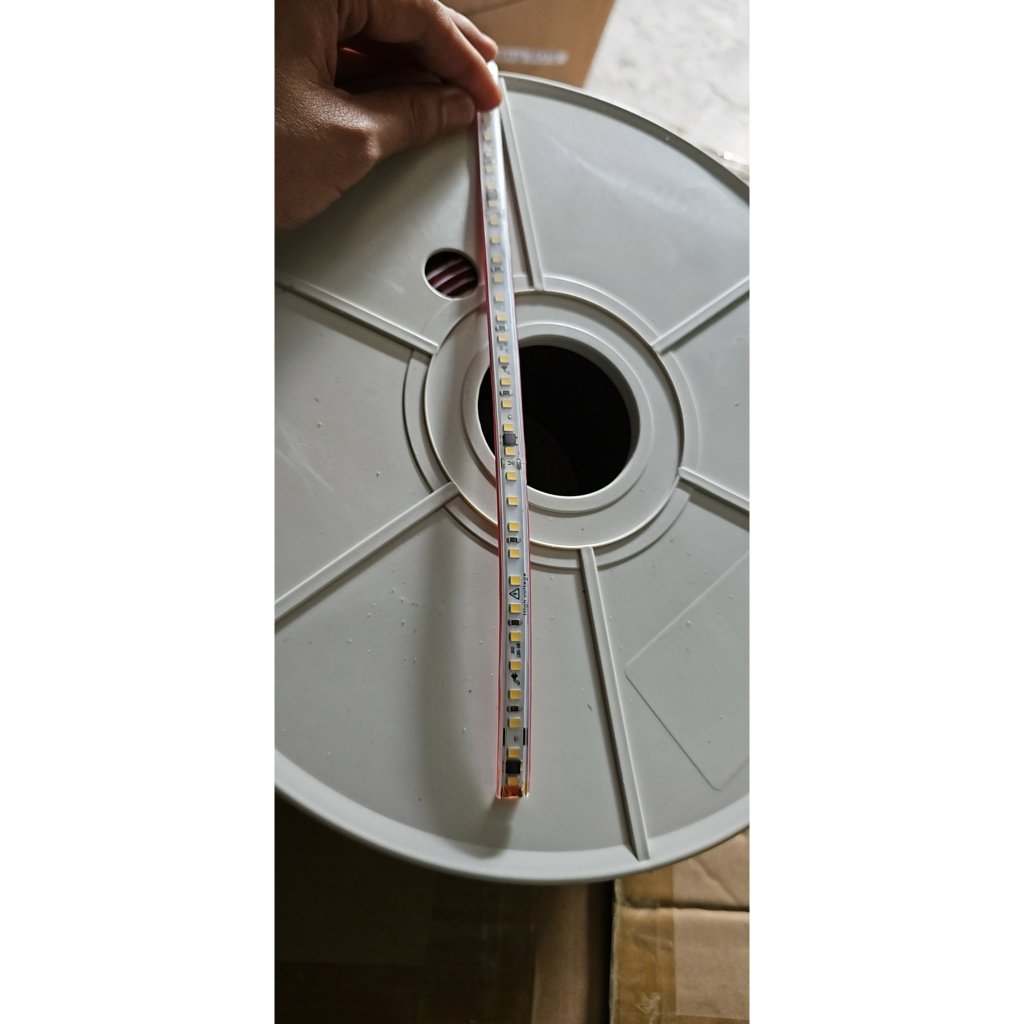 Led cuộn dây dán 5m SMD 2835 điện 12V đơn sắc dùng cho nội thất, tranh điện, tranh tráng gương, gương led