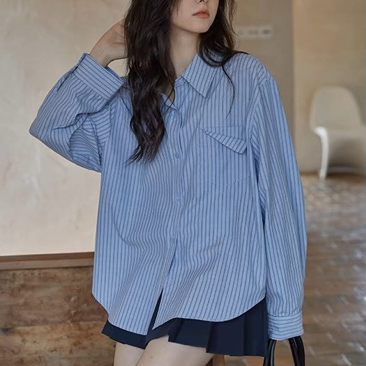 Áo sơ mi kẻ nữ túi gấp form rộng vải oxford mùa hè dáng rộng siêu mát MA249 | BigBuy360 - bigbuy360.vn