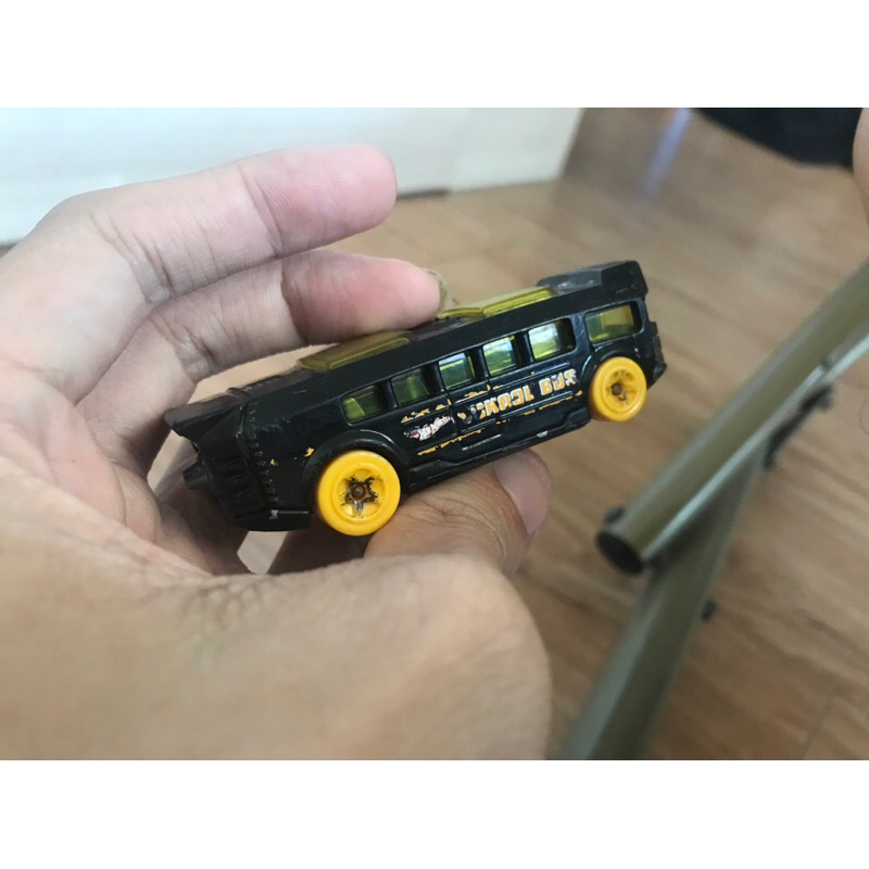 xe Hot Wheels 1:64