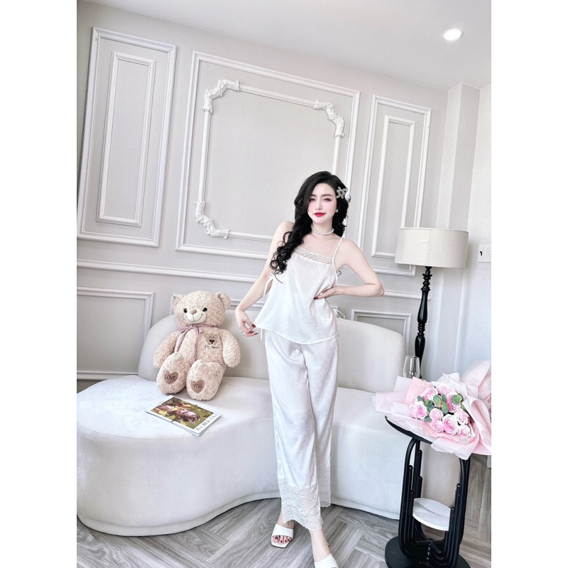 áo dây ren cột eo quần dài gấm