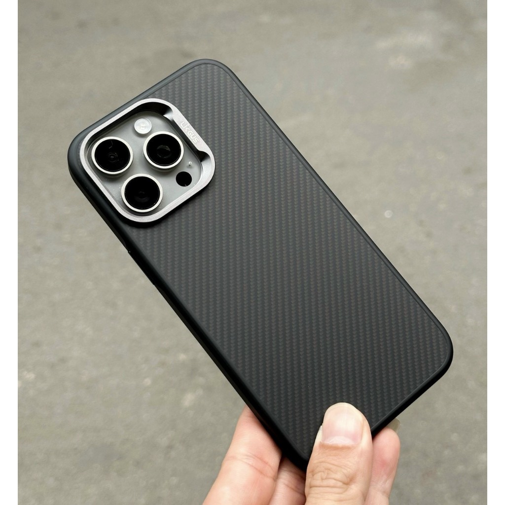 Ốp lưng chính hãng Likgus Carbon Fiber Case chống sốc cho iphone 16 /15 Pro max,15 Pro,14 Pro max,13
