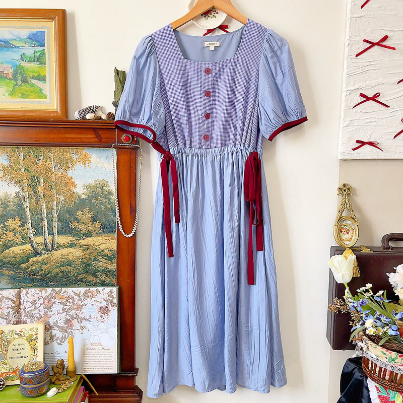 Đầm Kouse cổ vuông thắt eo Hàn