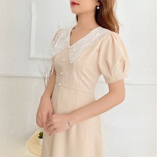 Váy midi cổ ren phối cúc có túi (có sẵn)