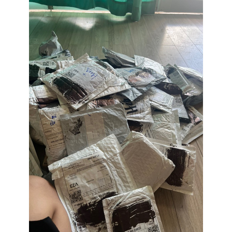 kiện hàng boom shopee quốc tế giá rẻ 1000k