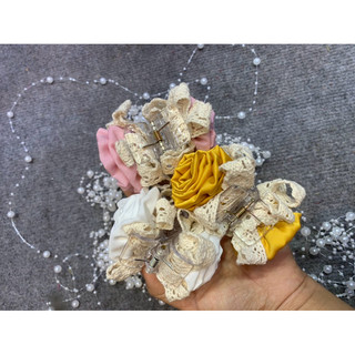kẹp tóc hoa phối ren