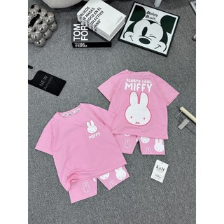 Bộ thỏ hồng quần lửng bé gái