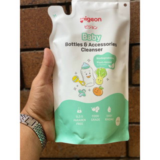 Nước Rửa Bình Sữa Pigeon, Dung Dịch Rửa Bình Sữa Và Rau Quả Nguyên Liệu Thực Vật An Toàn Với Da Tay