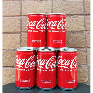 (HSD 11/2025) Nước Ngọt Có Ga Coca Lon Mini 160ml Nhật Bản - Vị Thanh Ga Cực Mạnh