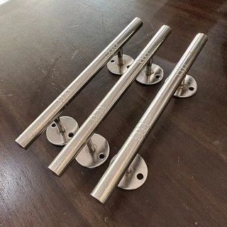 (GIÁ HỦY DIỆT) MÓC GIÓ THEN CỬA INOX