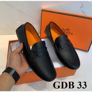 Giày mọi nam - giày lười da nam sản phẩm đế bệt đính chữ H sang trọng đẳng cấp khâu tay thủ công.