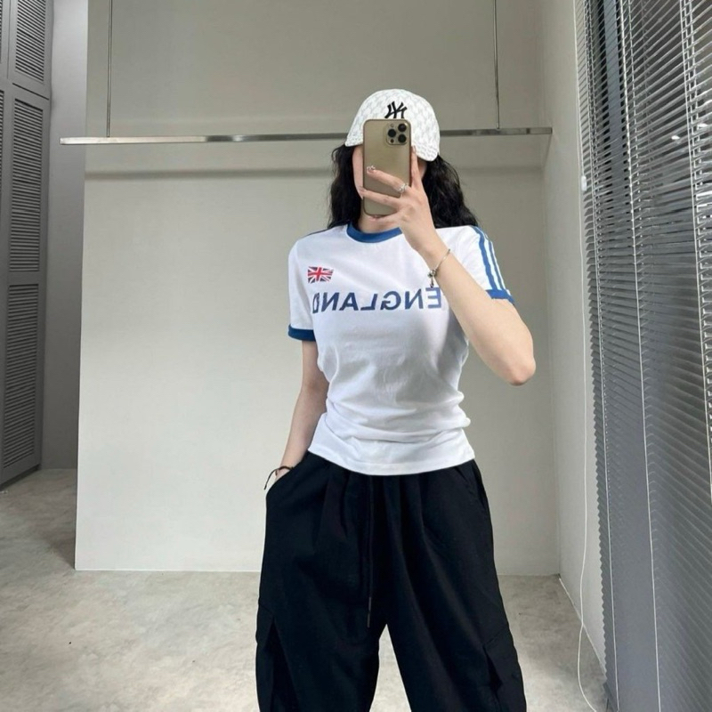 Áo thun babytee dáng ôm nữ phối sọc tay ( Mã babytee sọc tay ENGLAND  )