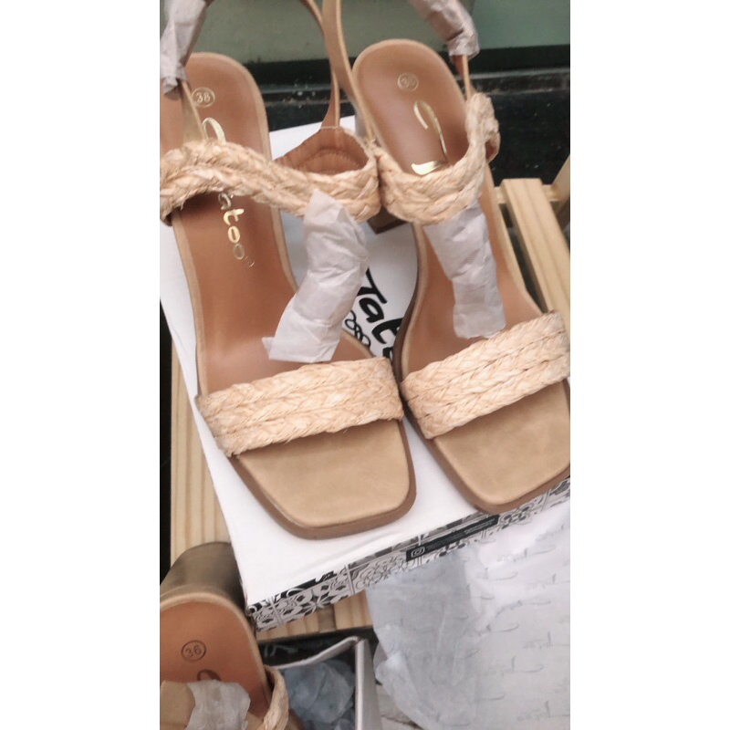 Giày hàng Xuất oder dư-sẵn size 37-38