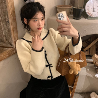 Set áo len nữ lông trắng mix nơ kèm chân váy nhung dáng dài phong cách tiểu thư 24Feb Studio SET46