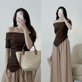 Hàng thiết kế size S,M,L  Áo thun, áo pull trễ vai chất đẹp.