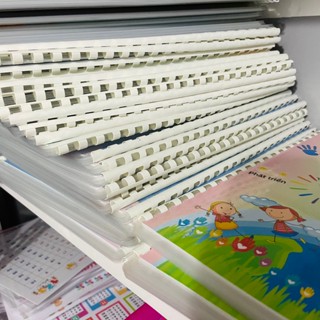 01 Hộp Gáy Lò Xo Đóng Sổ Gáy Xoắn Nhựa Các Cỡ Phi 6 8 10 12