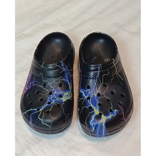 Crocs  tuyển chọn.