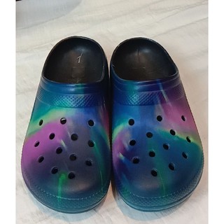 Crocs  tuyển chọn.