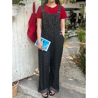 Yếm Denim In Hoa  phong cách Hồng Kông Retro có dây đeo vai thẳng cho nữ 2024 Suri Clothing.