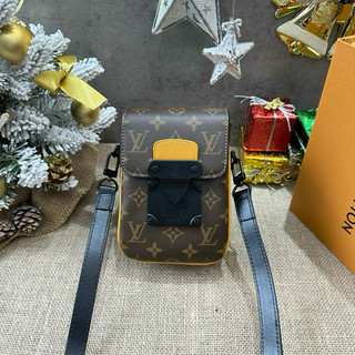 Túi đeo chéo - Louis Vuitton - LV S-Sock Vertical Wearable Wallet Mini Bag