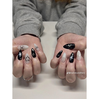155 Nailbox thiết kế y2k