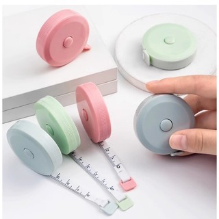 Thước dây 1.5m có hộp cuộn tự động