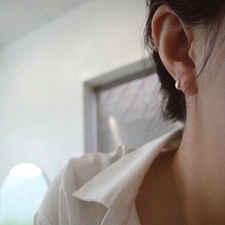 [ 𝐁𝐚̣𝐜 𝟗𝟐𝟓] [ 𝐁𝐚̉𝐨 𝐡𝐚̀𝐧𝐡 𝐥𝐚̀𝐦 𝐬𝐚́𝐧𝐠 𝐦𝐢𝐞̂̃𝐧 𝐩𝐡𝐢́ ] Khuyên tai La’Reine 𝐓𝐚𝐥𝐢𝐞 𝐦𝐢𝐧𝐢 𝐡𝐨𝐨𝐩