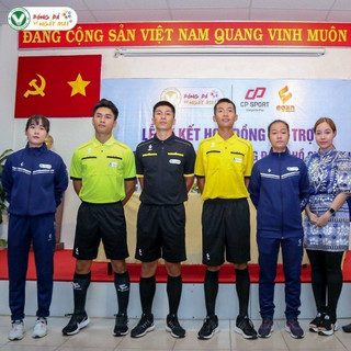 Bộ quần áo trọng tài cao cấp egan-eric chất liệu cao cấp thoáng mát thấm hút tốt