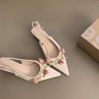 Giày nữ đế thấp mũi nhọn hở gót họa tiết nhẹ nhàng đơn giản