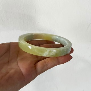 Vòng tay bản vuông SIZE 6.0cm đá ngọc thật nhiều màu của XƯỞNG CHẾ TÁC ĐÁ PHONG THỦY MỸ NGHỆ AN AN