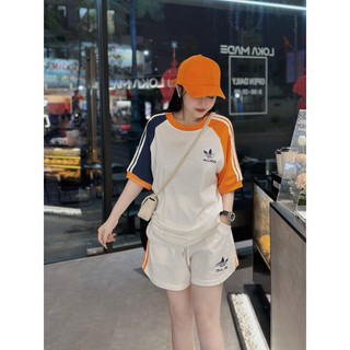 Bộ thể thao tay phối màu