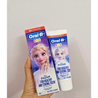 Kem đánh răng cho bé oral b kids 6+ hình elsa tuýp 92g mild mint flavour