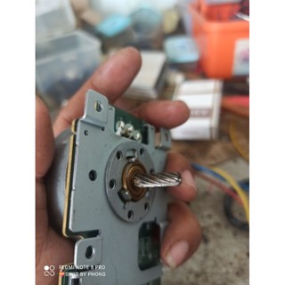 motor không chổi than nidec