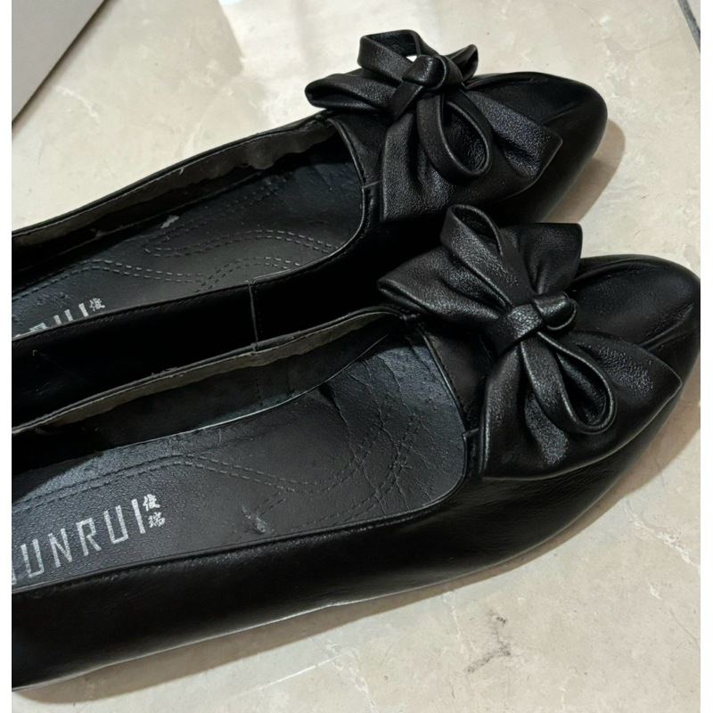 2hand giày búp bê da mềm junrui