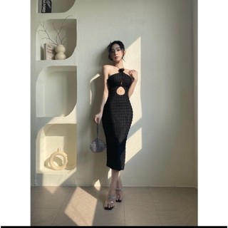 Thanh lí Đầm sexy Tipblu body đính hoa hồng cutout giọt lệ sang chảnh, quyến rũ có mút ngực (mặc 1 lần làm mẫu)