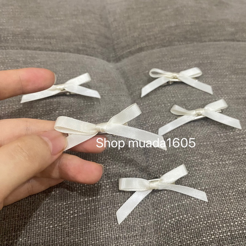 Kẹp tóc nơ ruy băng