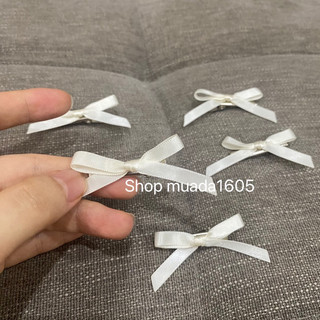 Kẹp tóc nơ ruy băng