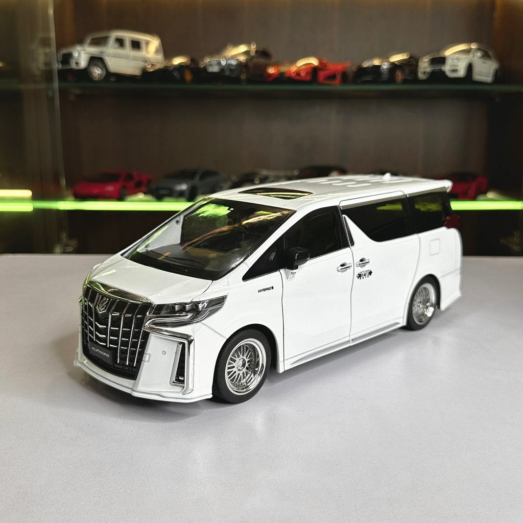 Mô hình xe hợp kim cao cấp Toyota Alphard mở cửa tự động tỷ lệ 1:18